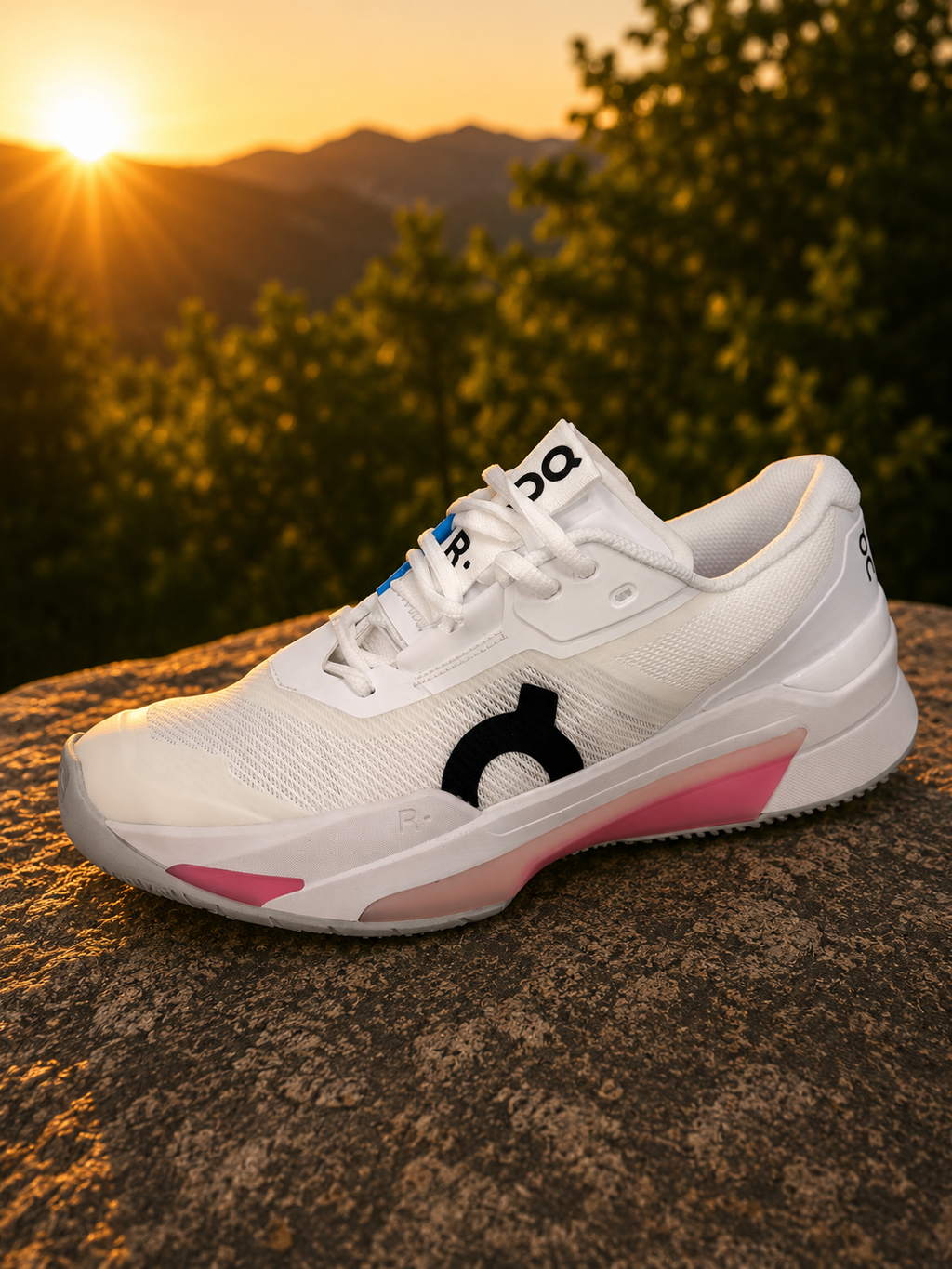 White White / Blue Pink