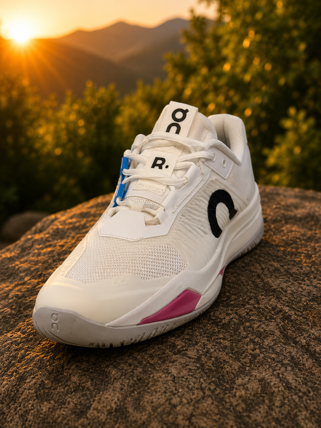 White White / Blue Pink