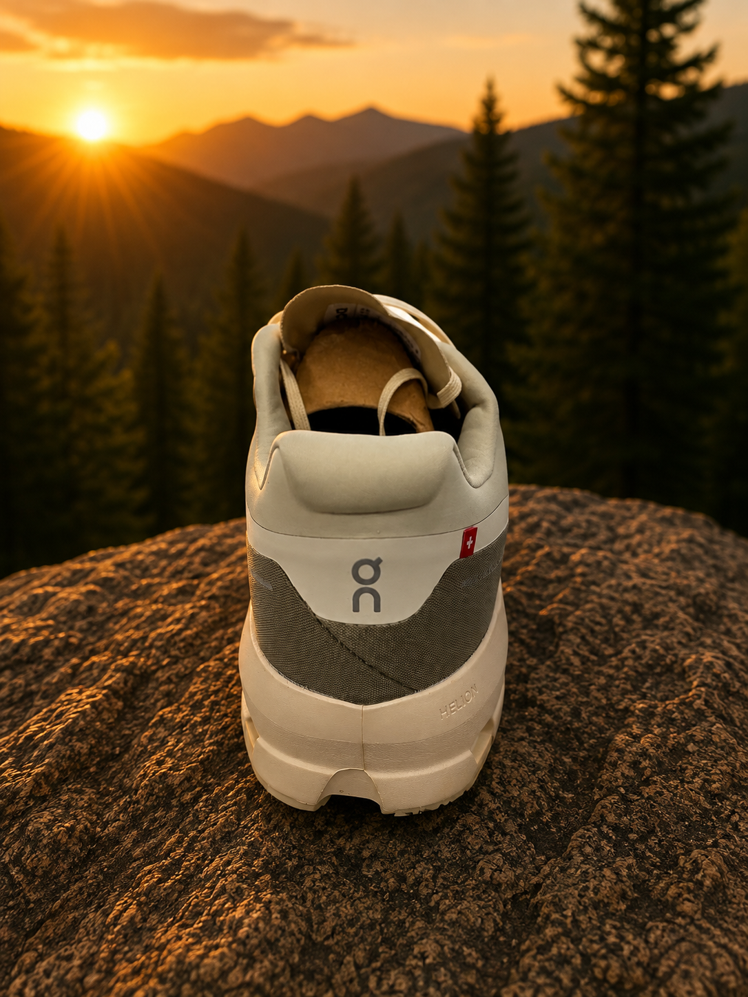 Cream Desert / Grey White